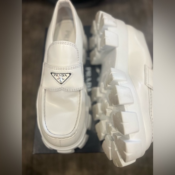Prada men's white MONOLITH LEATHER LOAFERS - Picture 6 of 7